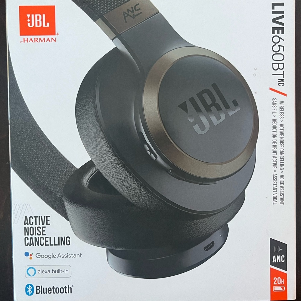 JBL Headphones in Black